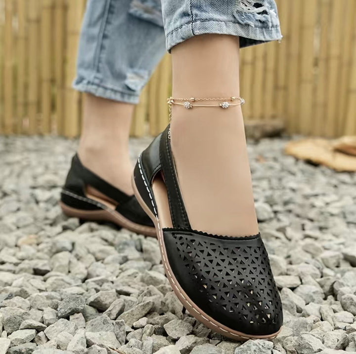 Dame Elegante og åndbare Ballerinas med kunstnerisk perforeringsdesign Stilla