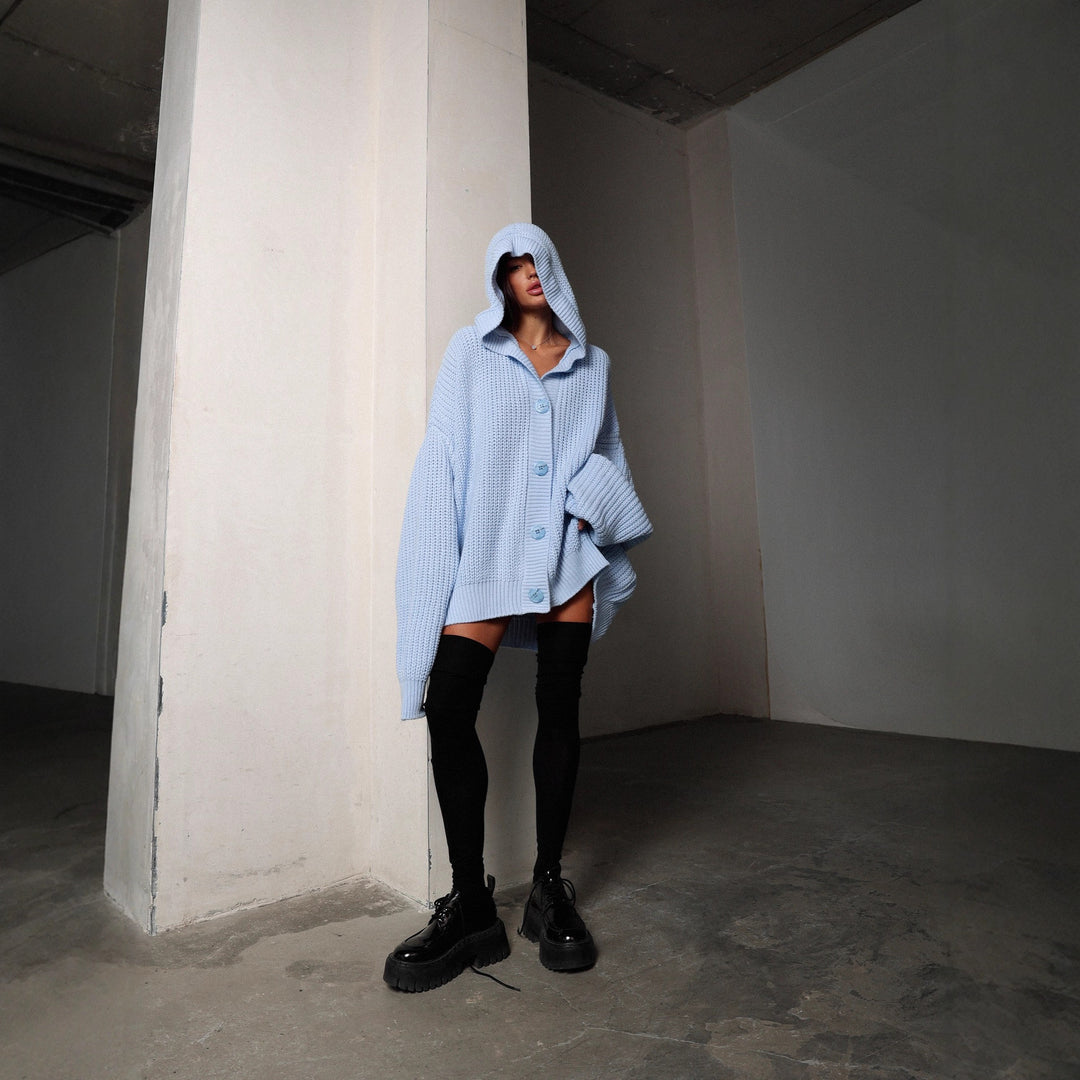 Kvindernes oversized cardigan med knapdesign og blødt materiale Stilla