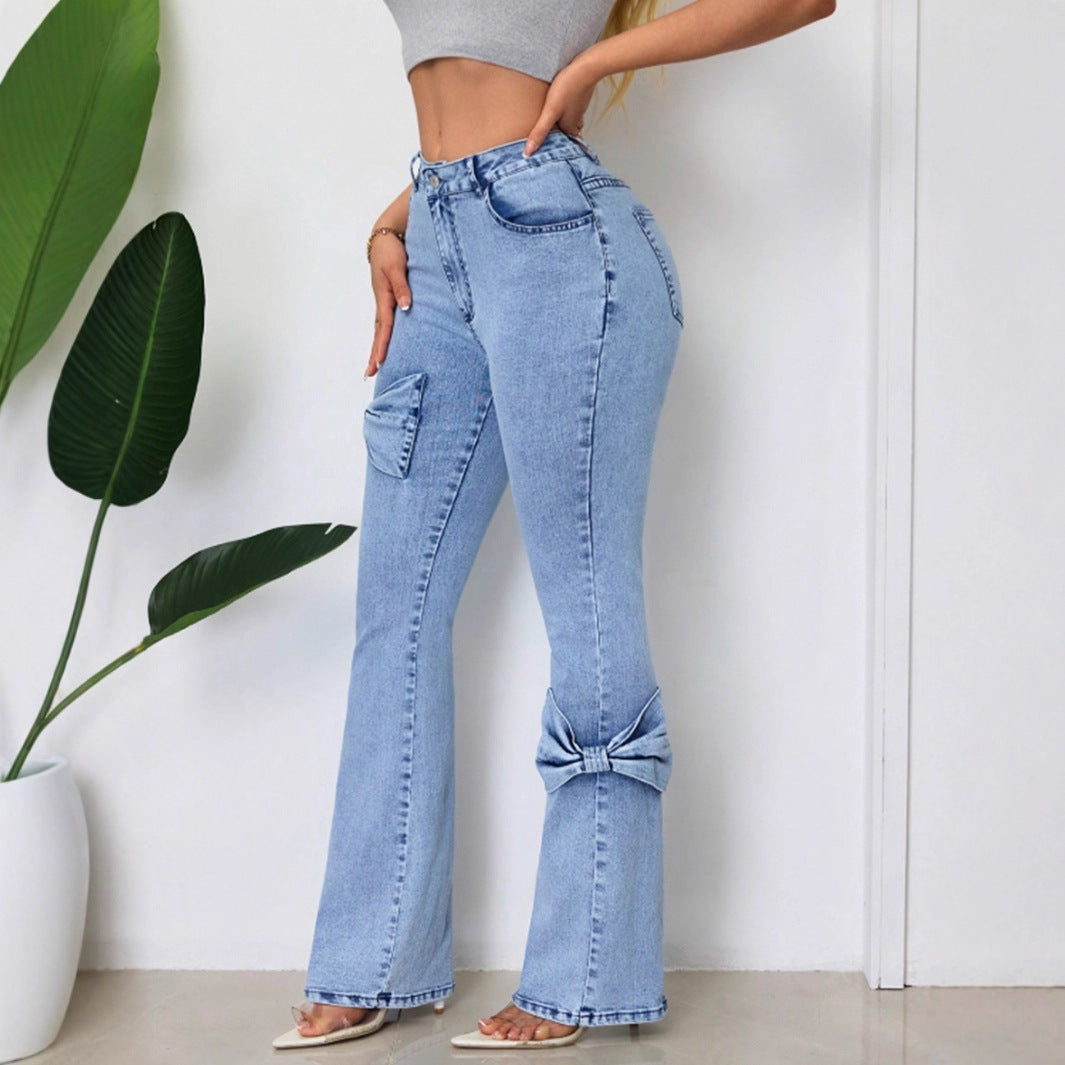 Kvindernes flagrende jeans med dekorerende sløjfer Stilla