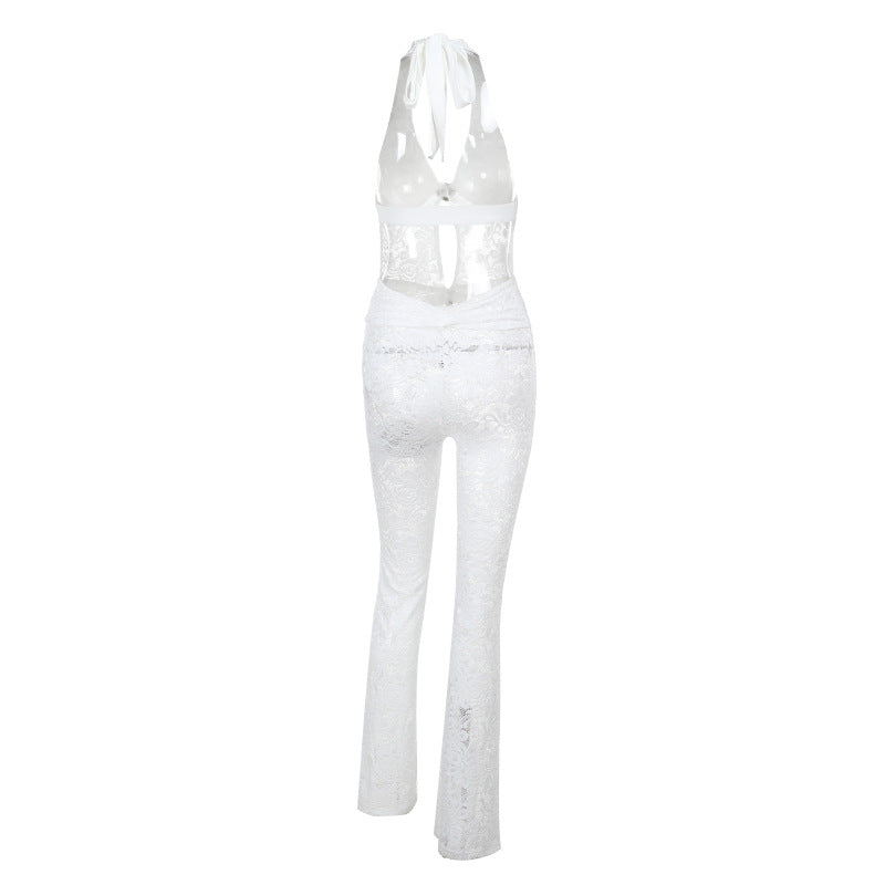 Dame jumpsuit med elegant spidsedetalje og dyb V-hals Skovae