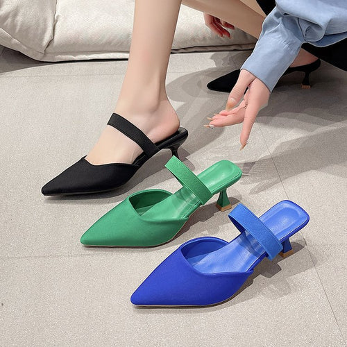 Dame Slingback-pumper med elegant spids design og komfortabel hælrem Stilla