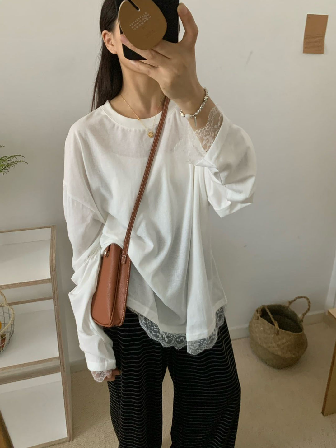 Damer moderne Langærmet bluse med elegant spidsedetalje Stilla