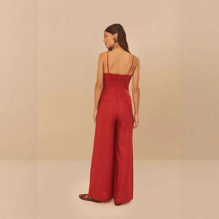 Dame Elegant jumpsuit med voluminøse flæsedetaljer og flydende snit Skovae