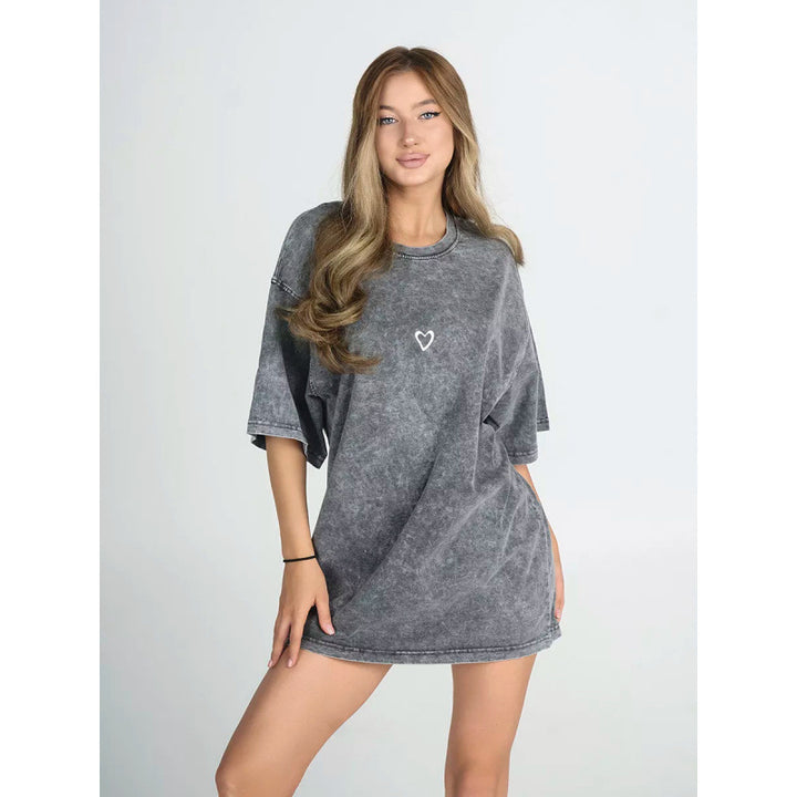 Dame oversized beklædningsgenstand med minimalistet hjerteprint Stilla