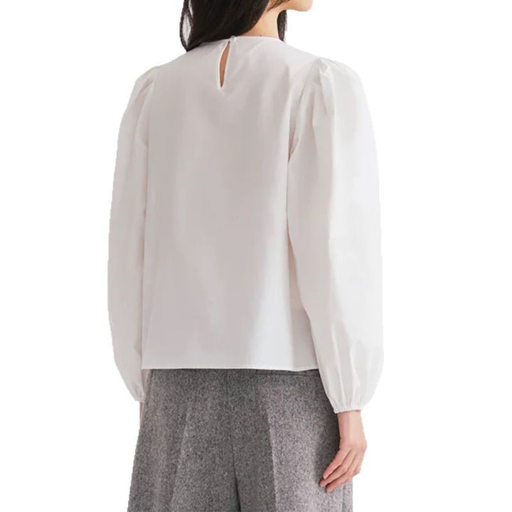 Damebluse med plisserede detaljer og voluminøse ærmer Stilla