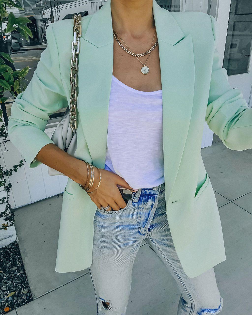 Dame Fashionabel Oversized Blazer med struktureret design og praktiske lommer Stilla