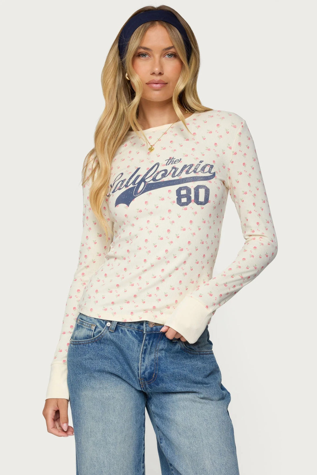 Dame langærmet skjorte med floral mønster og sporty print Skovae
