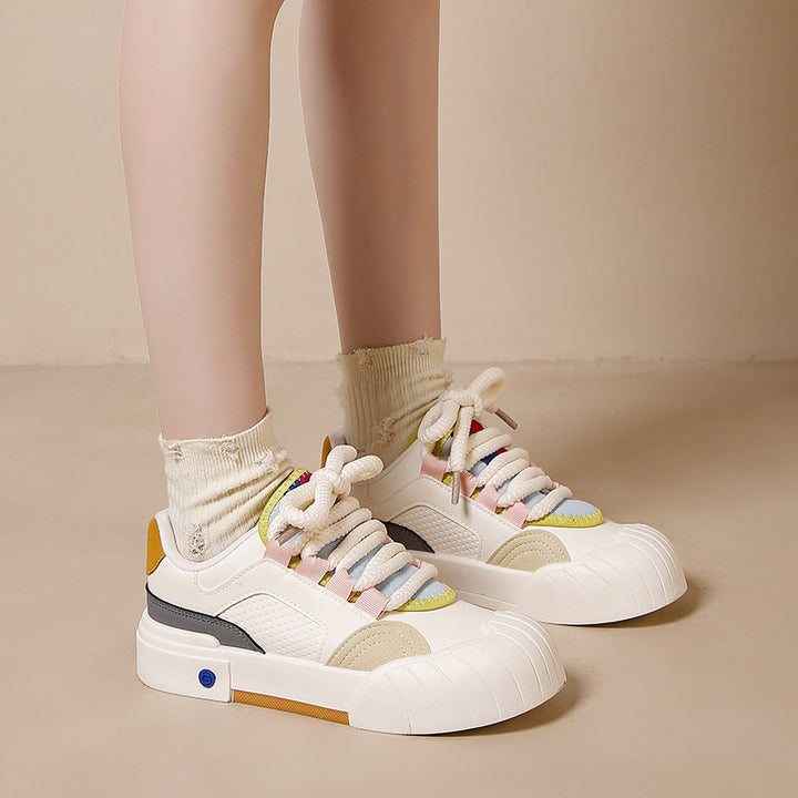 Dame Komfortable Sneakers med farverige accenter Stilla