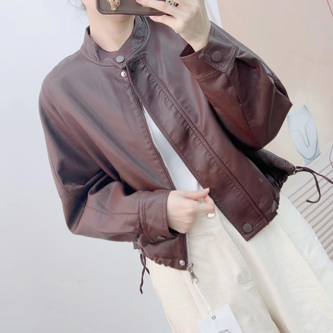 Dame bomberjakke med høj krave og raffineret snøre Stilla