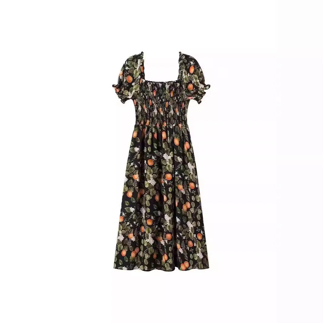 Dame midi-kjole med delikat blomsterprint og elastisk taljebånd Stilla