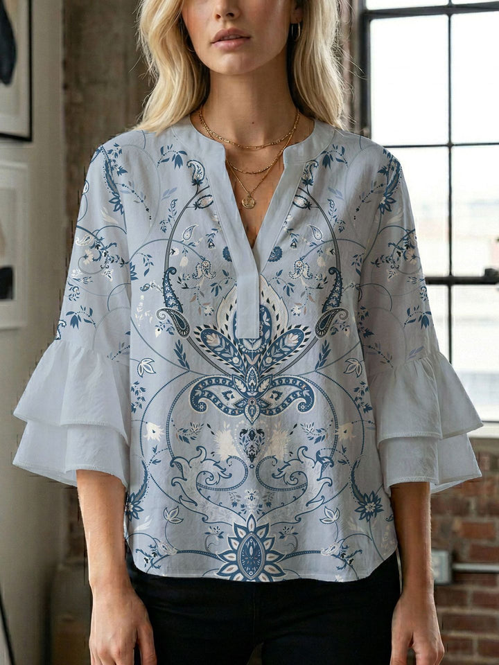 Damebluse med smukt blomstermotiv Skovae