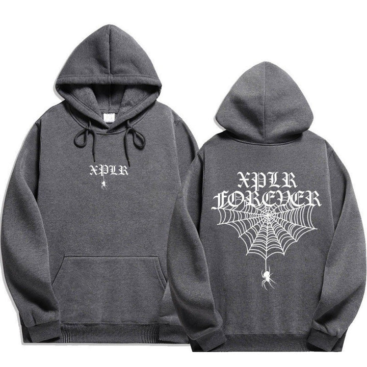 Kvinders hoodie med seje grafiske prints og kængurulomme Skovae