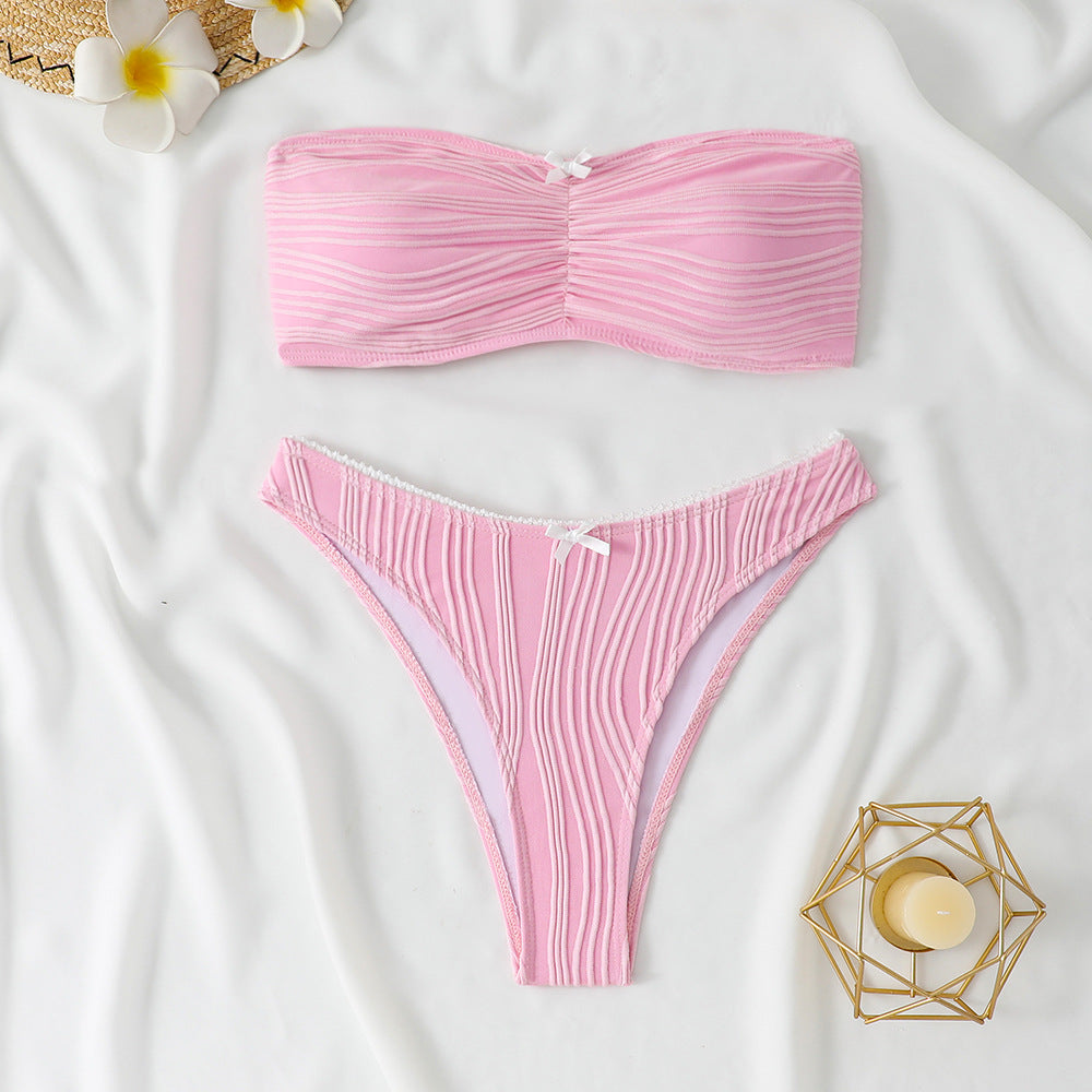 Dame Bandeau-bikini med elegant plisseret design og pynte-sløjfer Stilla