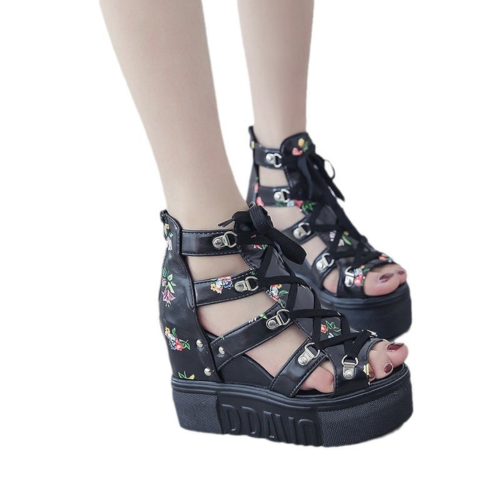 Dame Plateau-sandaler med florale accenter og moderne snørresystem Stilla