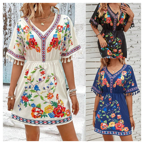 Dame mini-kjole med blomstret design og fine frynser Stilla