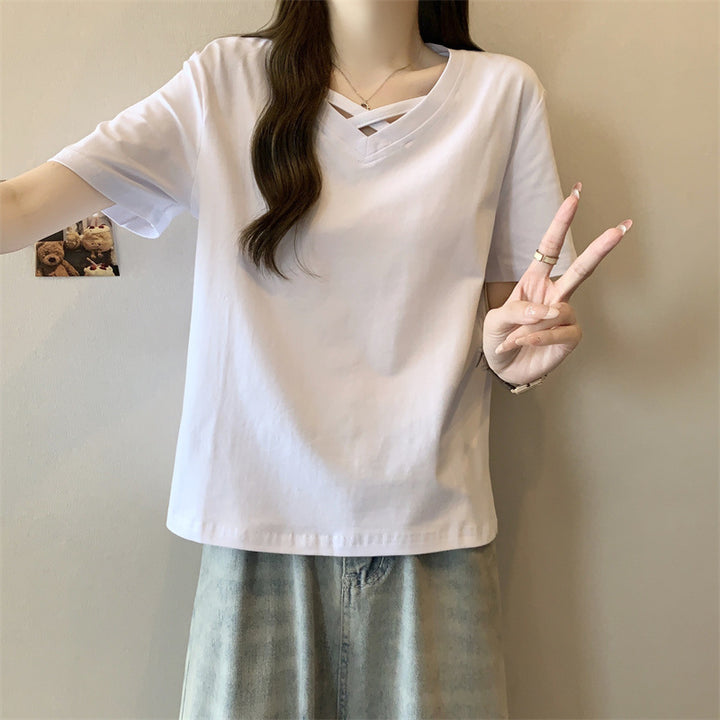 Femme Lækkert V-Hals T-Shirt med unikt Cut-Out-Detalje Stilla