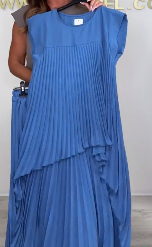 Dame plisseret maxi-kjole med asymmetrisk kant Stilla