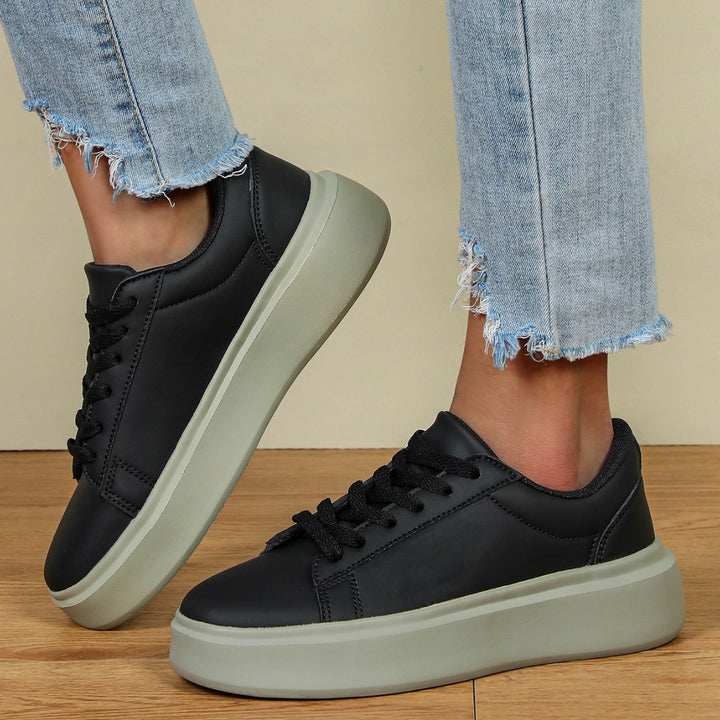 Dame Mode Sneakers med høj gummisål og innovativt design Stilla