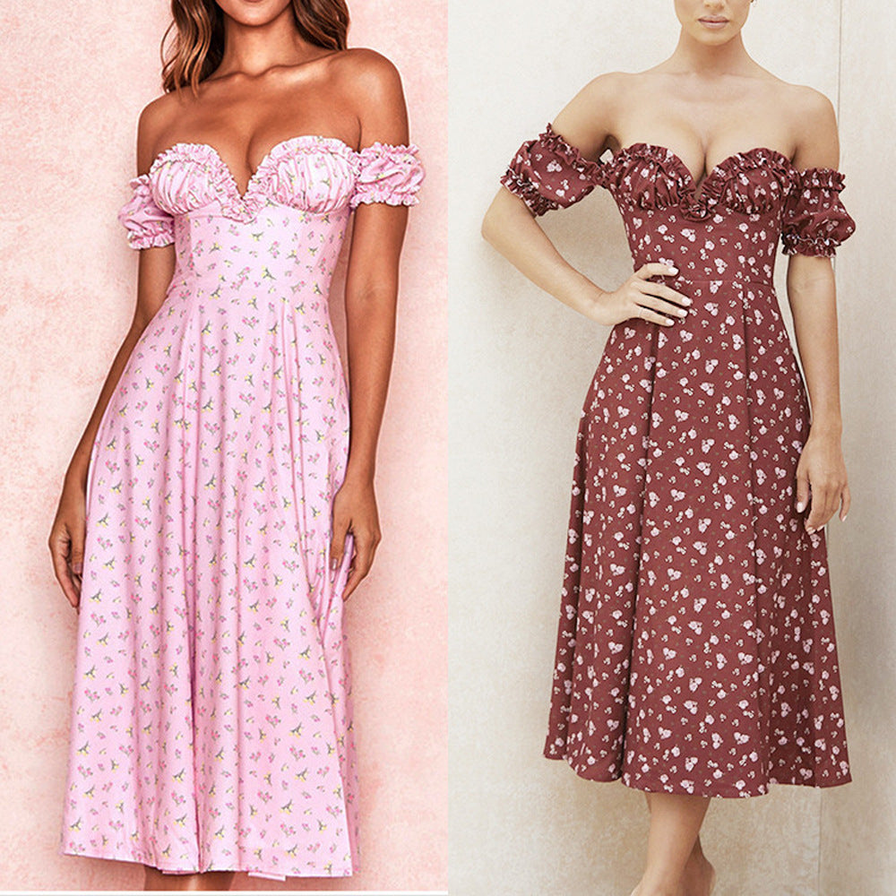Dame blomsterkjole med off-shoulder-udskæring og flæser Stiila