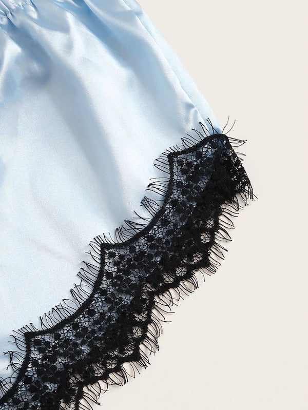 Dame spids-camisole og satin-shorts-sæt Stilla