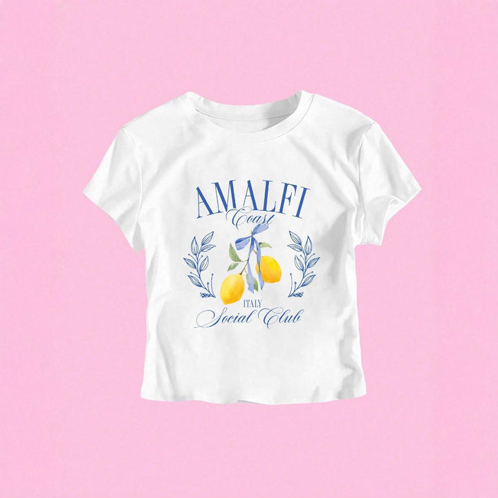 Dame T-shirt med frisk frugtmotiv og moderne skrift Skovae