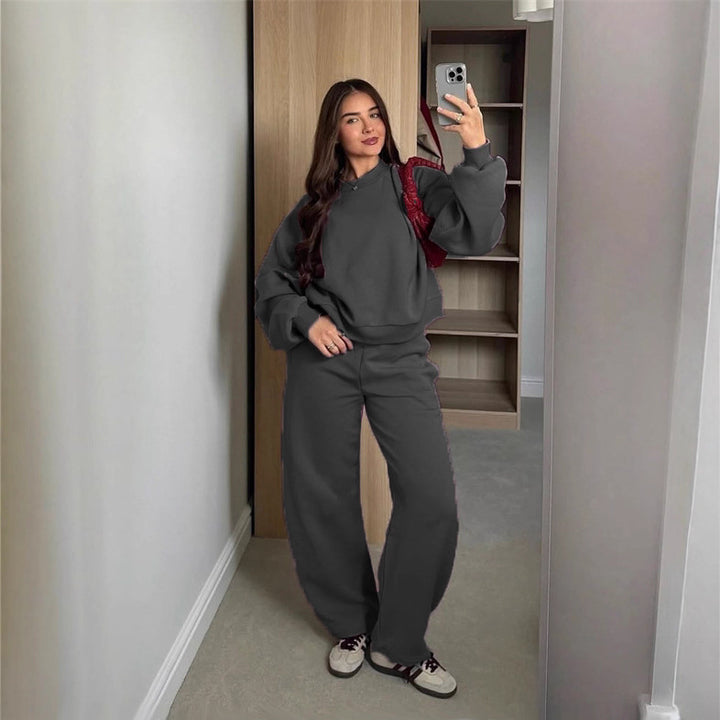 Kvinders afslappede sweatshirt og joggebukser sæt med cropped top og bred ben Skovae