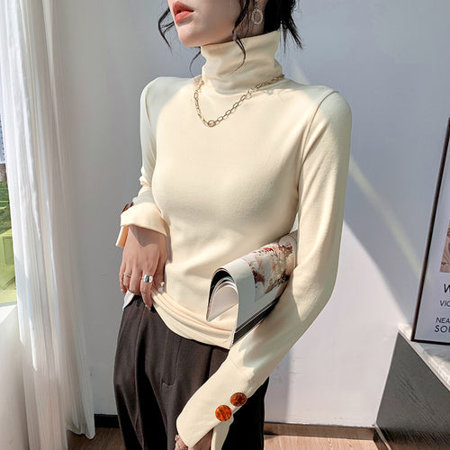 Kvinder Langærmet Turtleneck lavet af fint ribbet materiale Stilla