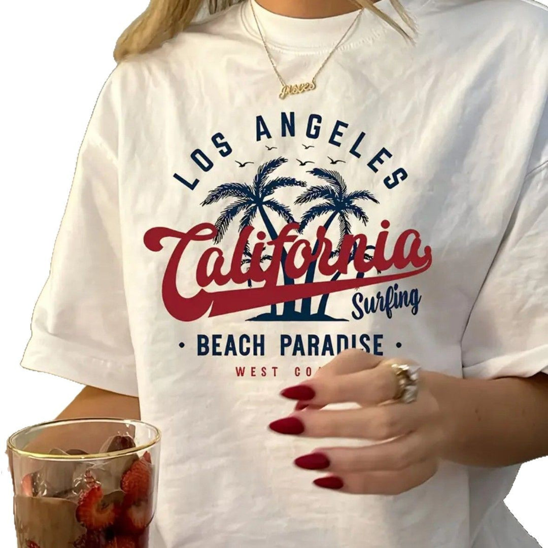 Dame T-shirt med afslappet California Surf-design og cool skrift Stilla