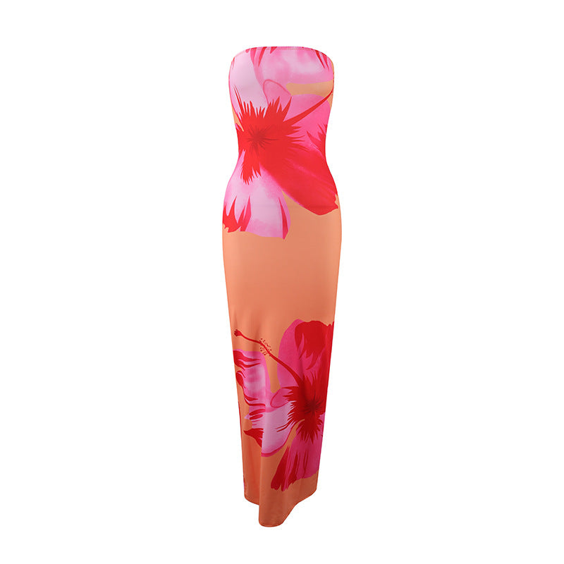 Dame strandvenlig maxikjole med elegant blomsterprint Skovae