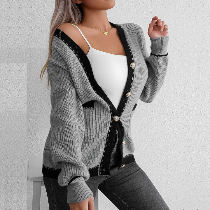 Femme Button-Up Strikcardigan med strukturerede detaljer Stilla