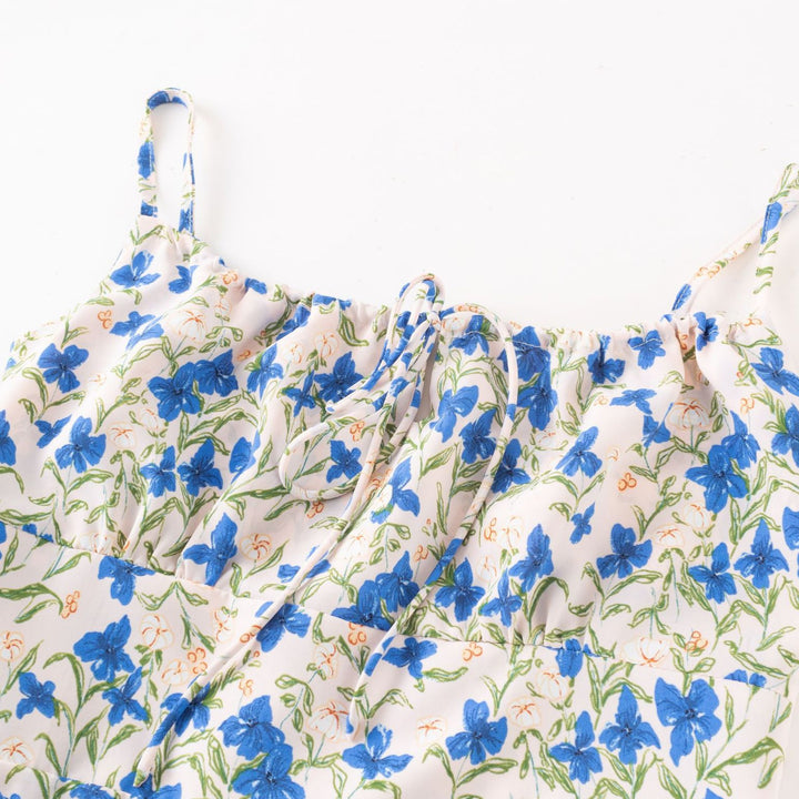 Dame Maxikjole med blomstret design og justerbare stropper Stilla