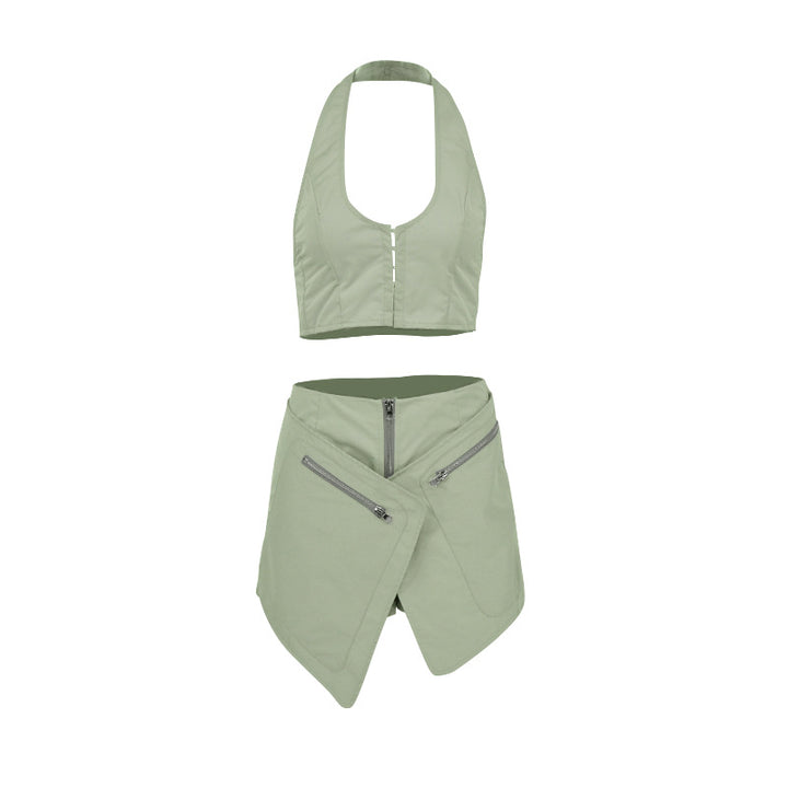 Dame Sporty sæt med moderigtigt crop-top og asymmetrisk nederdel Skovae