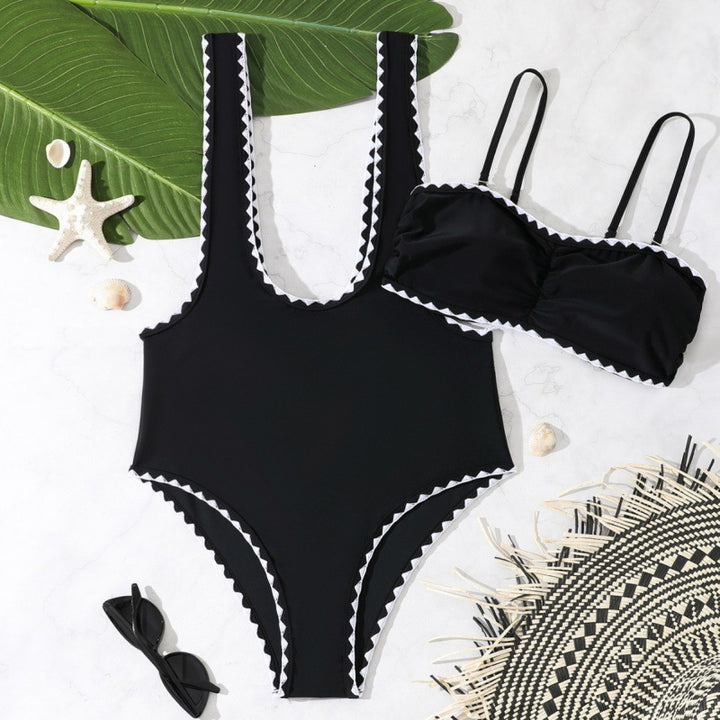 Dame Cut-Out Badedragt med elegante detaljer Stilla