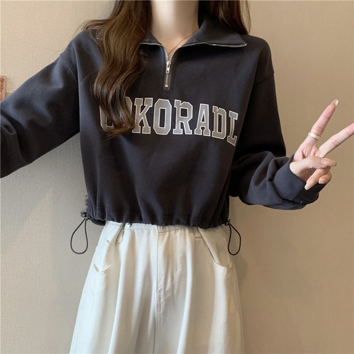 Femme Cropped Half-Zip Sweatshirt med Snøre-Detail Stilla