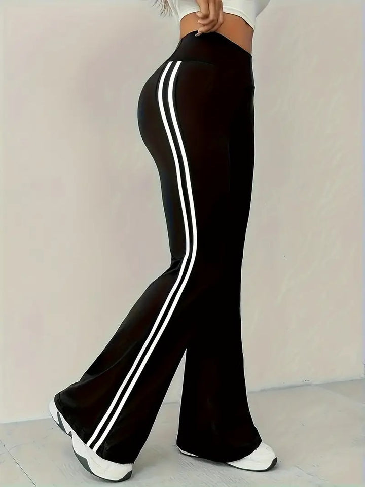 Kvinder Sporty Flared Leggings med Striber Stilla