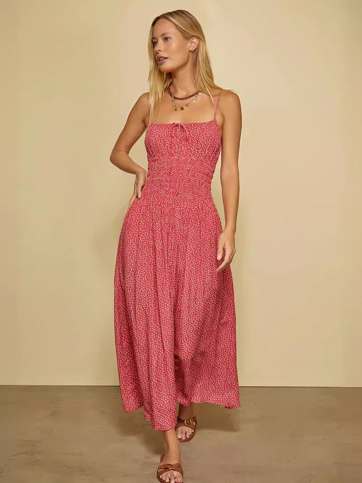 Femme Elegantes Maxi-Kjole med justerbare Spaghetti-stropper Stilla