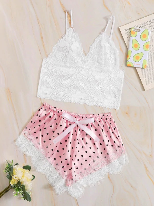 Dame-spids-cami-og-polkadots-shorts-sæt Stilla