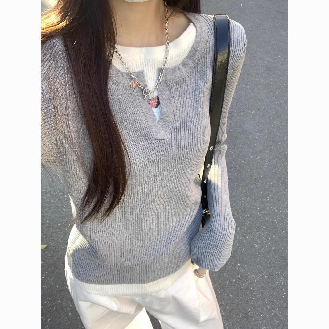 Dame fint strikket pullover med V-hals og ribstruktur Stilla