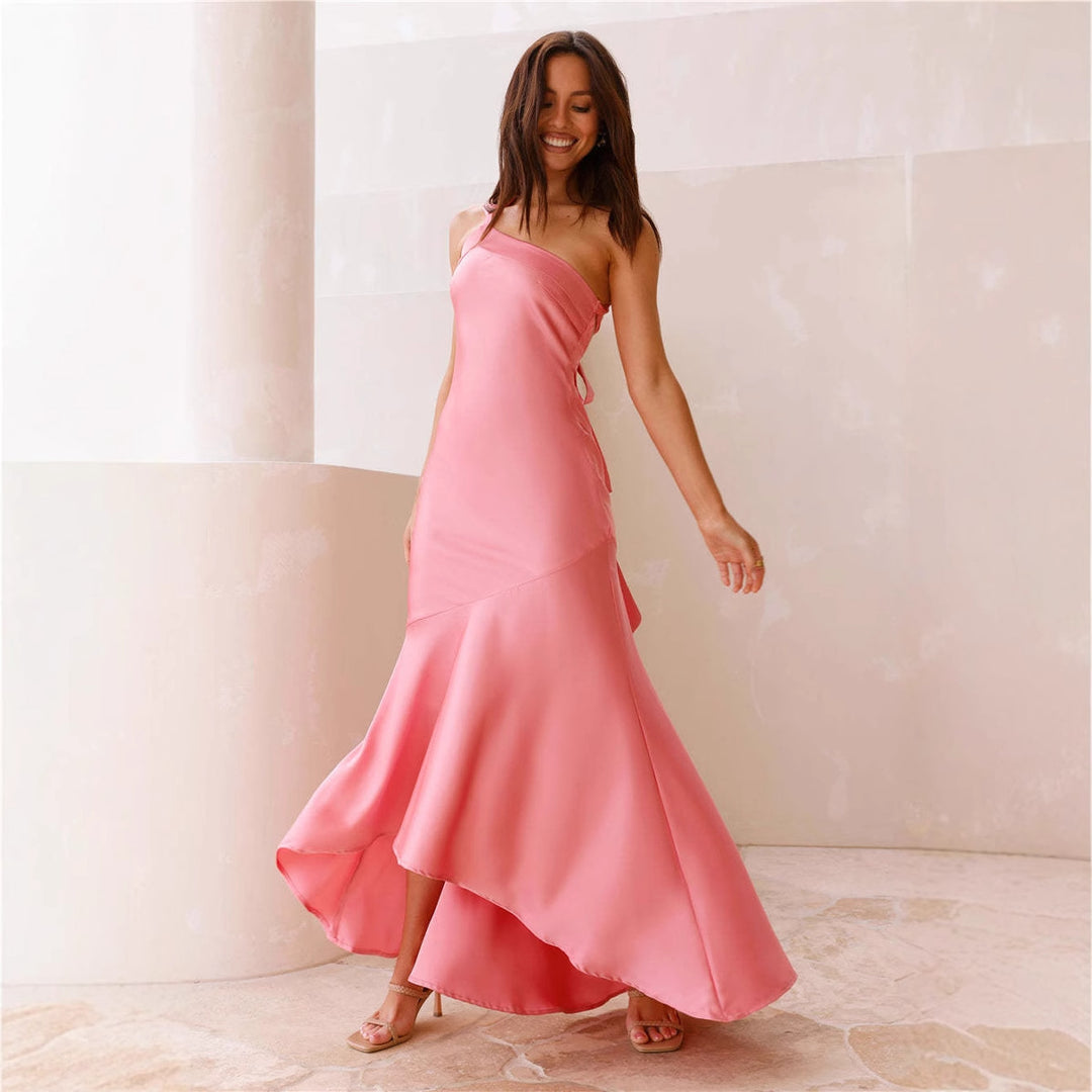 Dame elegante asymmetrisk maxi kjole med design uden stropper og løs pasform Skovae