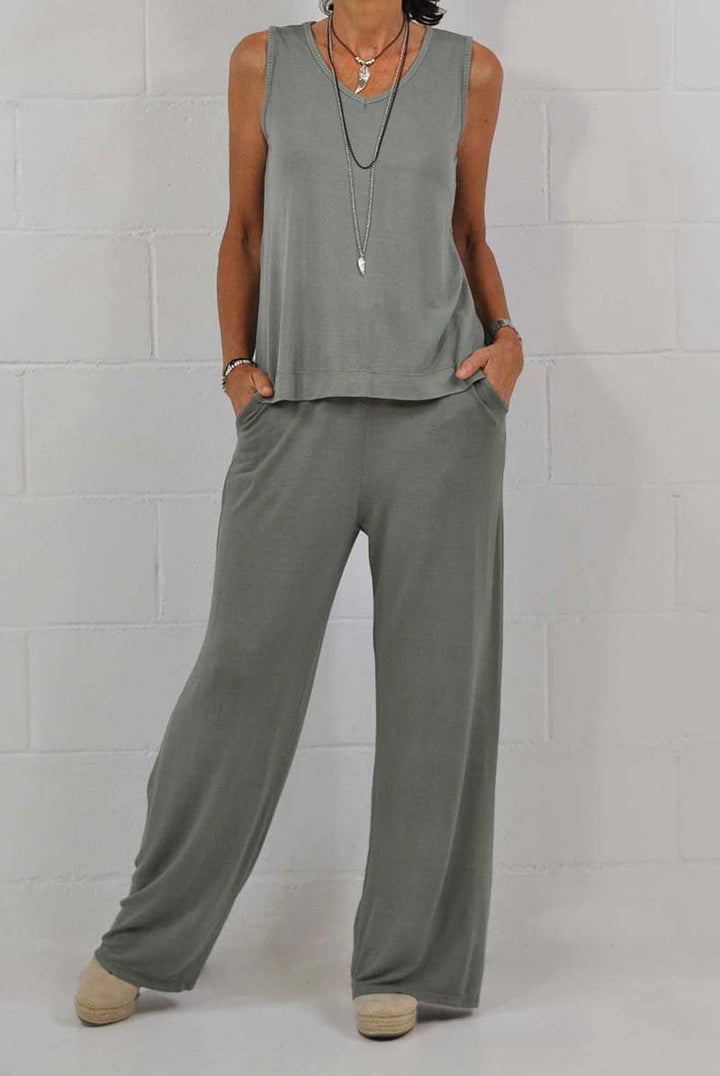 Dame afslappet sommeroutfit med bred pasform Stilla