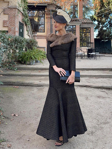 Dame Elegant Maxi-kjole med smart cashmere-krave og svingende søm Stilla