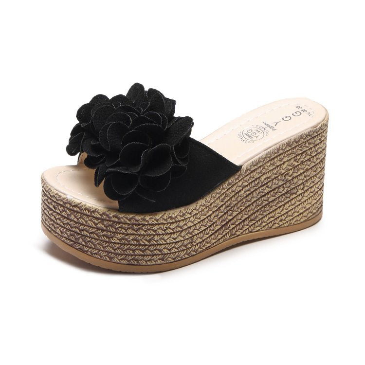 Dame Wedge-pantoletten med floral applikation og skridsikker sål Stilla