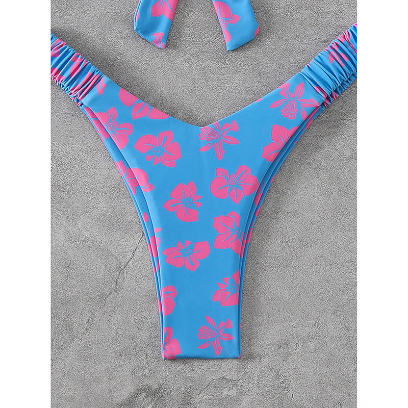 Dame Bandeau-Bikini-sæt med floral design og ringakcent Stilla