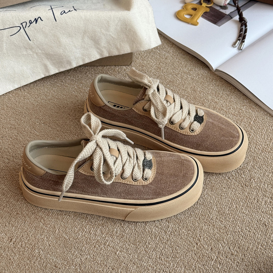Femme Casual Canvas Sneakers med strukturerede detaljer Stilla
