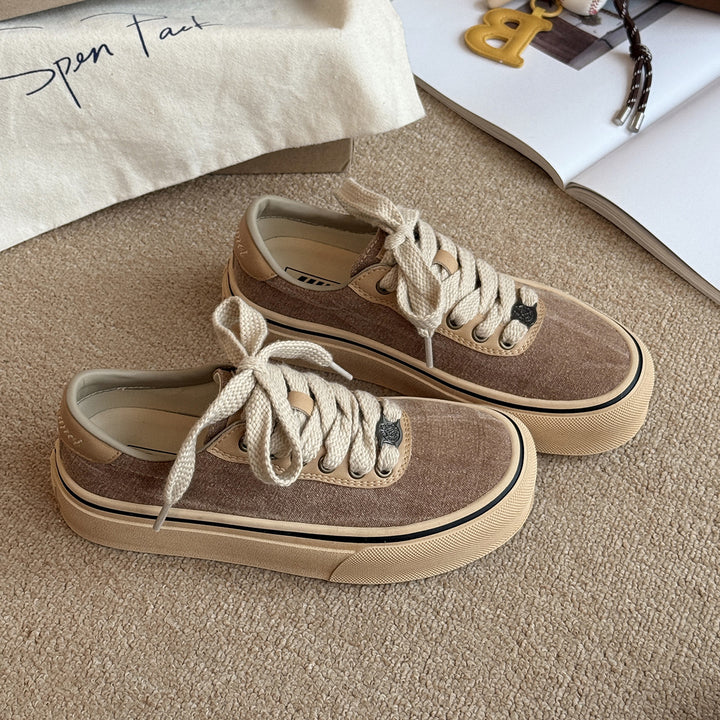 Femme Casual Canvas Sneakers med strukturerede detaljer Stilla