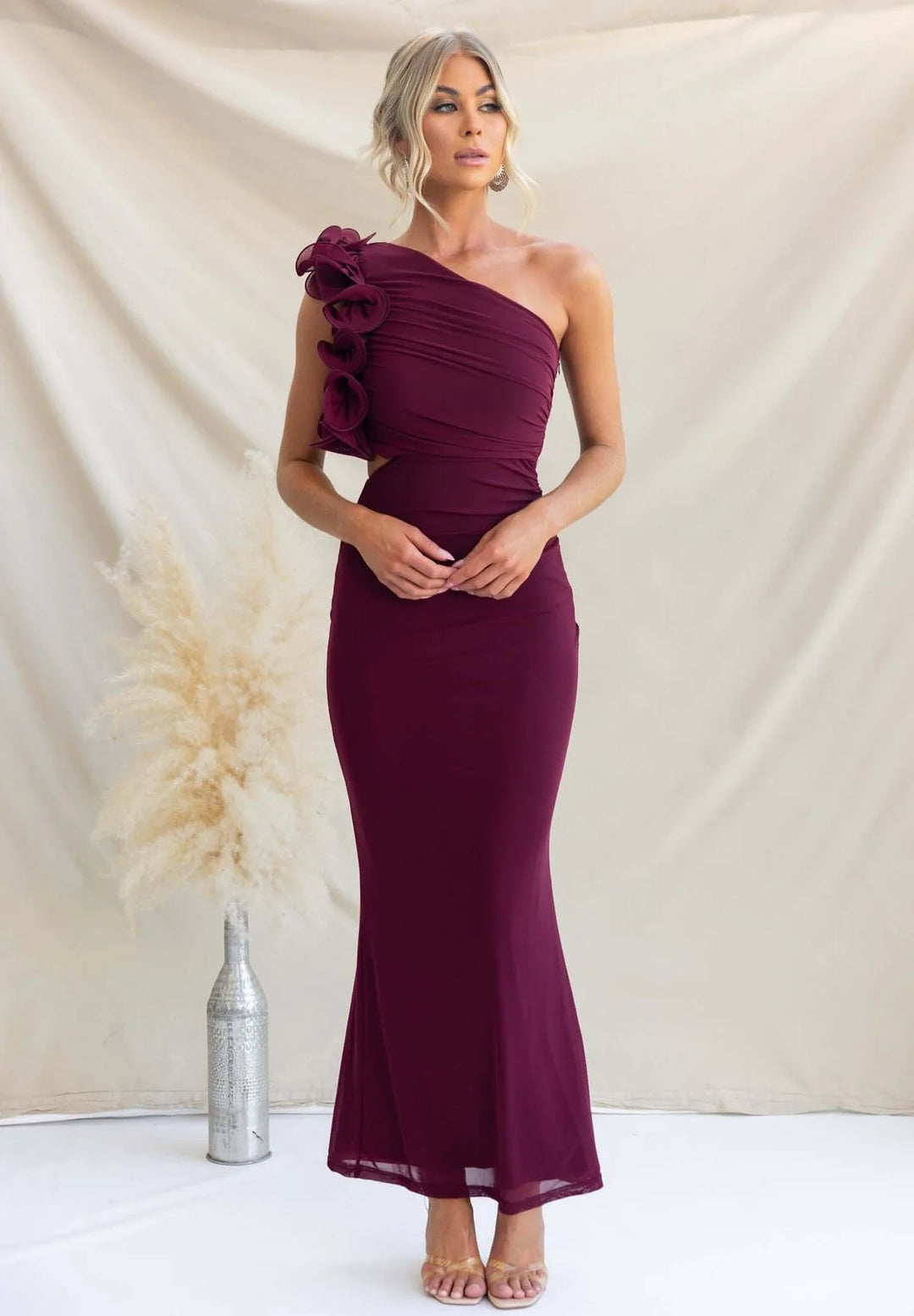 Damer Elegant Flæse Maxi Kjole med Off-Shoulder Design og Skræddersyet Fit