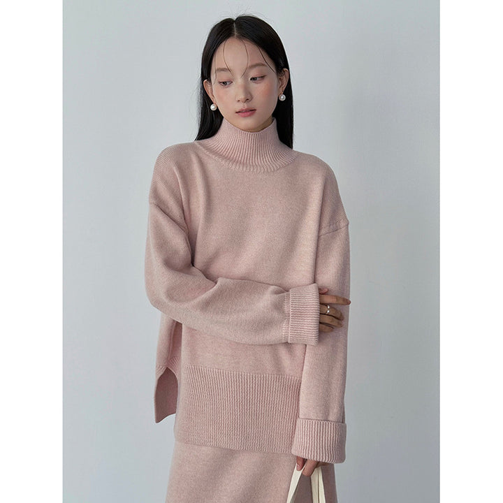 Dame strik-ensemble med oversized sweater og maxiskørt i minimalistisk design Stilla