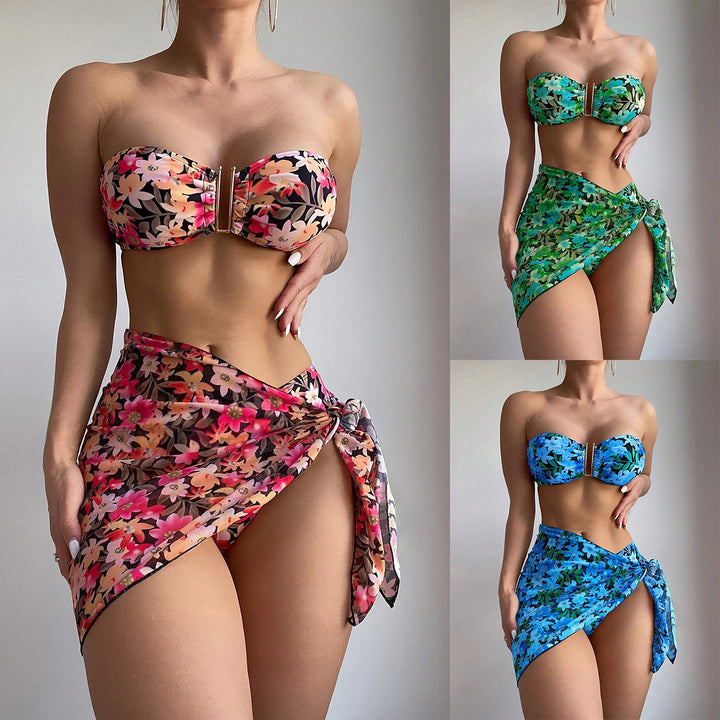 Dame Bandeau-Bikini-sæt med gennemsigtig indpakningsskørt og blomsterdesign Stilla