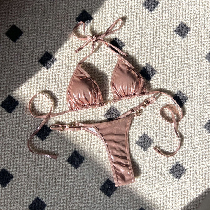 Dame triangelsvømmetøj med glitrende accenter og elegante bindebånd Stilla