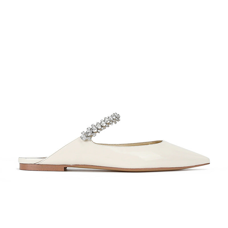 Dame elegante spidse ballerinaer med dekoreret ankelrem Stilla